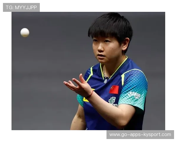 乒乓亚洲杯孙颖莎落点压到白线边，防守被迫后退